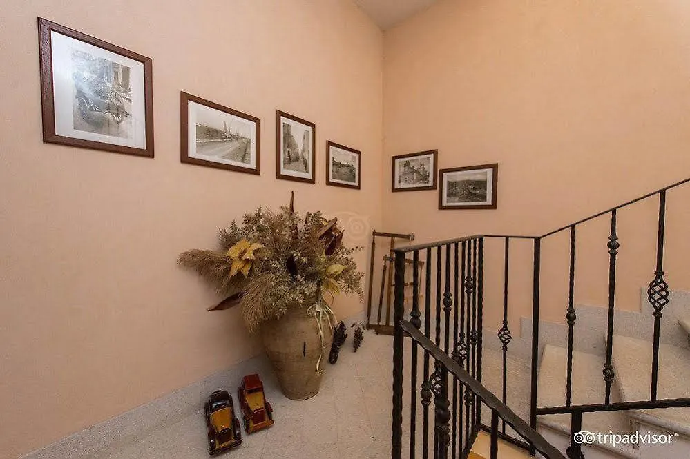 B&B L'Angolino Della Nonna Castelluzzo Couette-café