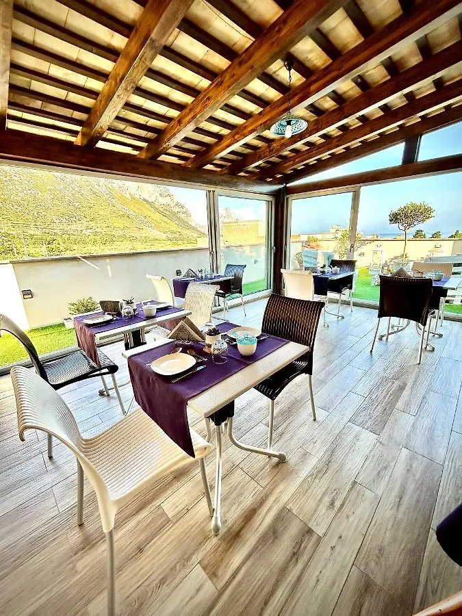 *** Frühstückspension B&B L'Angolino Della Nonna Castelluzzo Italien